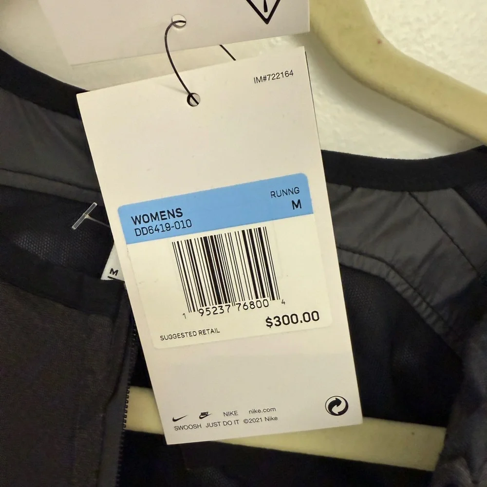 Nike NWT Storm-fit ADV down full running Packable Women's Black Jacket sz M - Picture 4 of 9